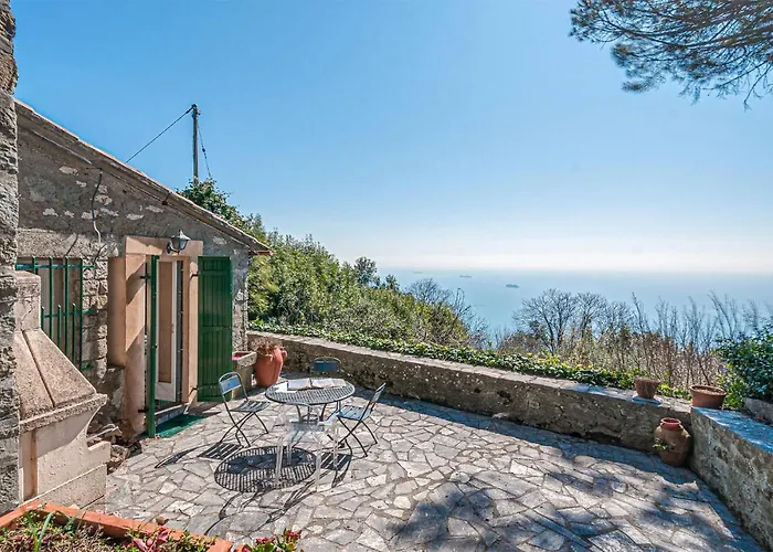 Awesome Home In La Spezia With Wifi